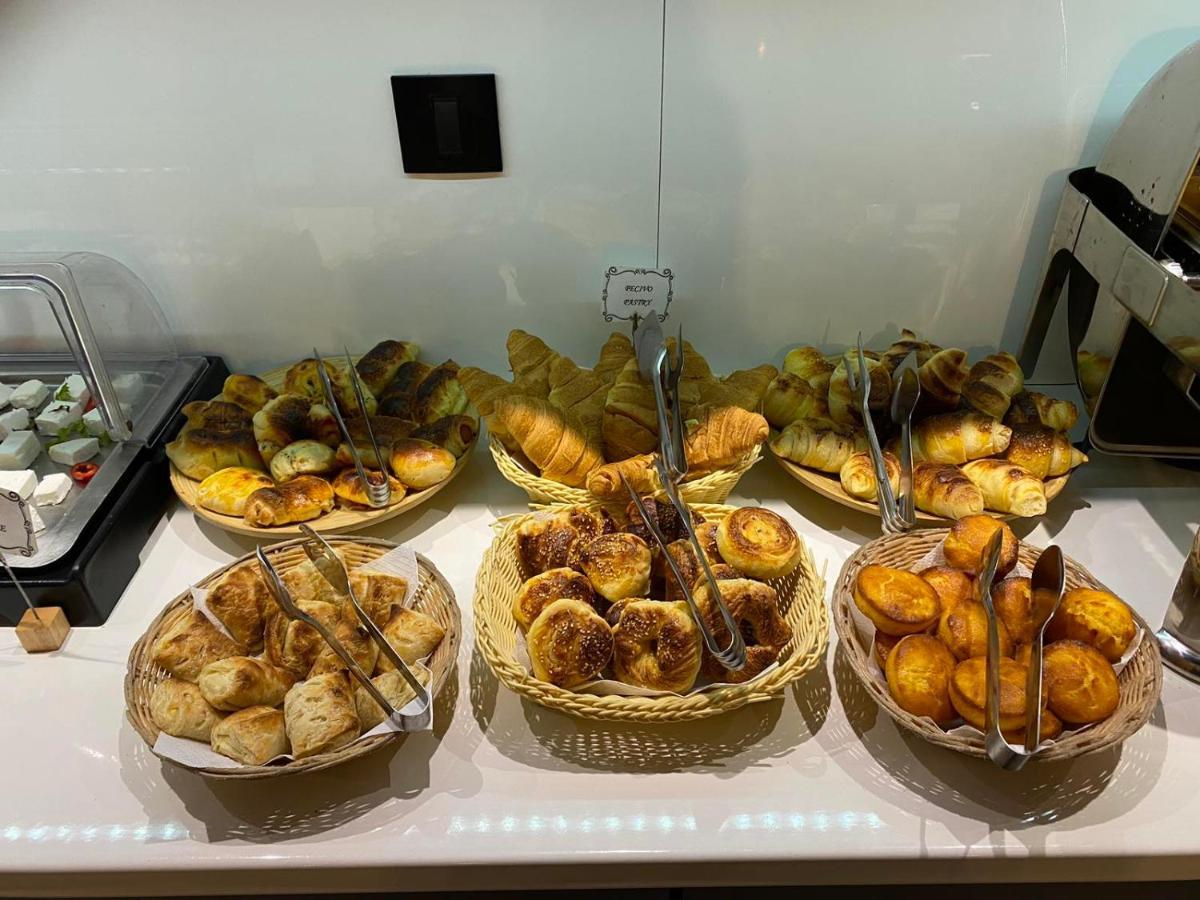 Capital Hotel Garni Βελιγράδι Εξωτερικό φωτογραφία
