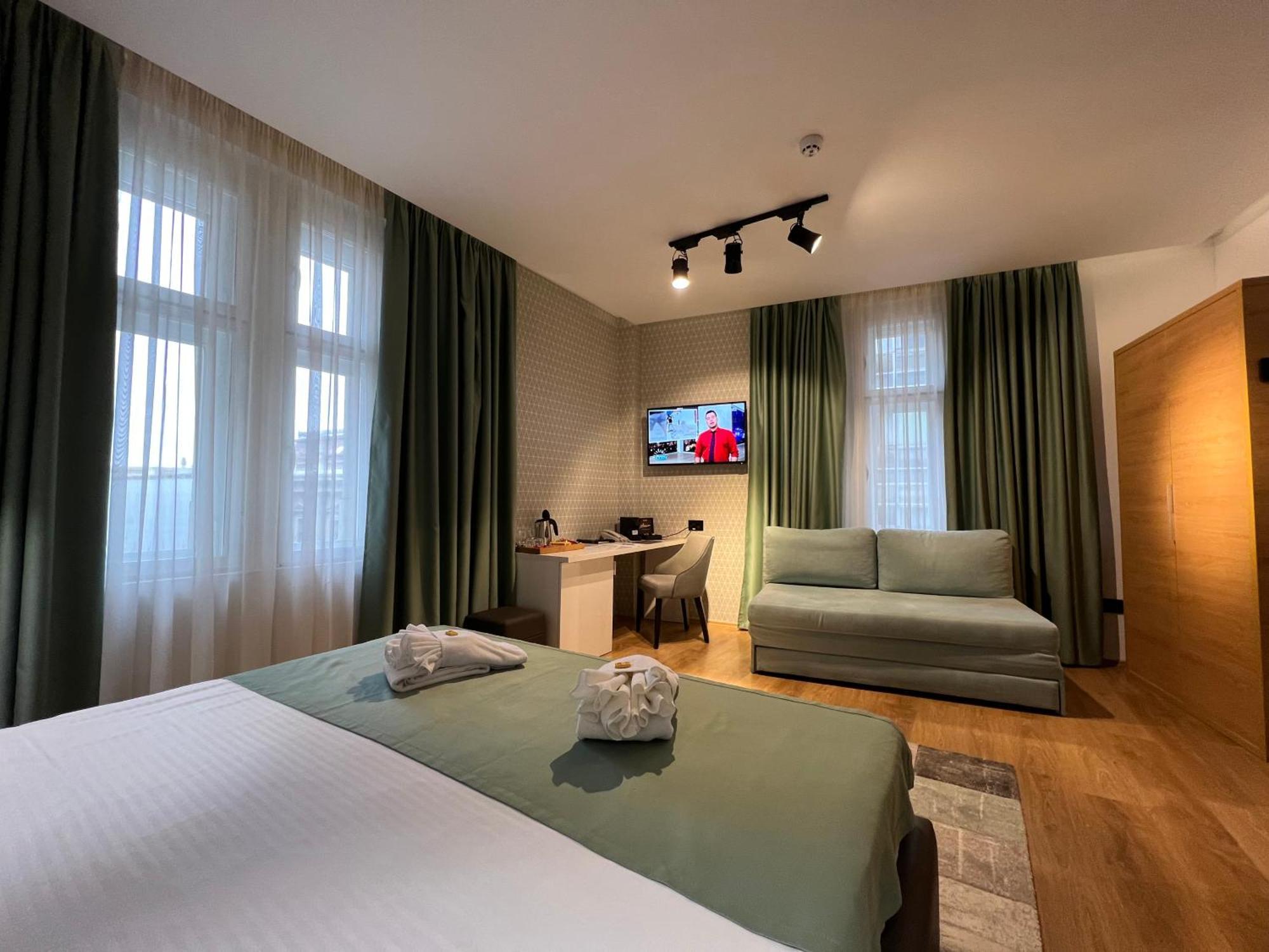 Capital Hotel Garni Βελιγράδι Δωμάτιο φωτογραφία