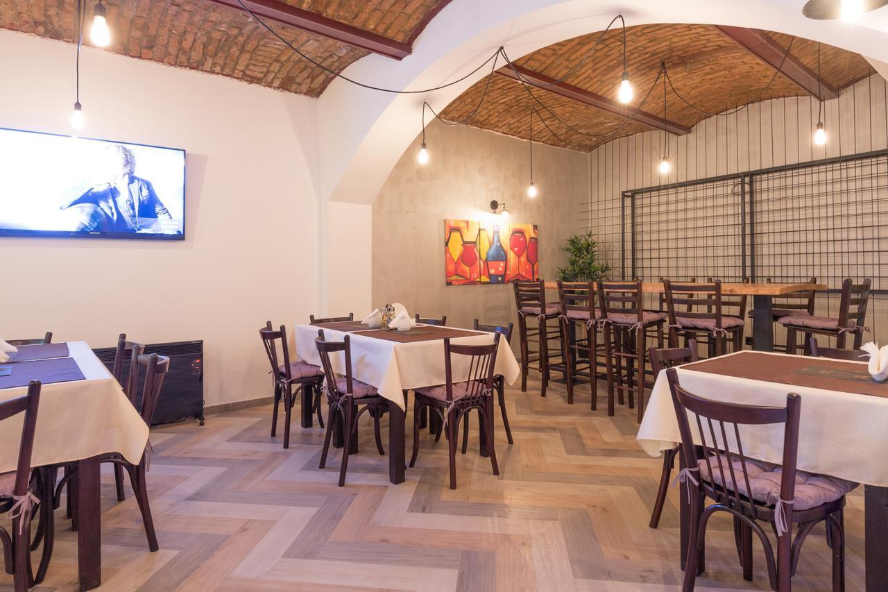 Capital Hotel Garni Βελιγράδι Εξωτερικό φωτογραφία